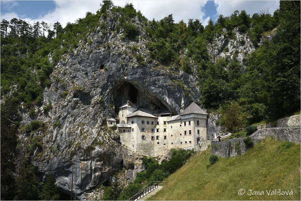 Predjamský hrad